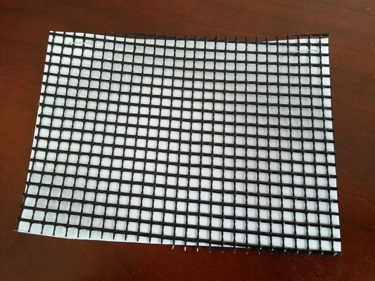 ضد لغزش پی وی سی Weld Mesh Retardant آتش مقاوم در اصطکاک خوب 4mm X 6mm Mesh اندازه چشم