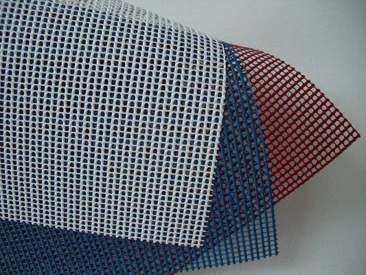 شبکه پوشش PVC با قدرت بالا با مواد 250dx250d Mesh برای صندلی های بیرونی
