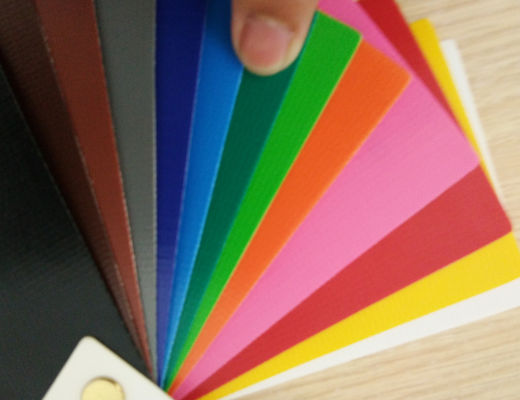 مقاوم در برابر آتش 1100GSM مات PVC لایه دار پارچه مواد ضد شعله پارچه