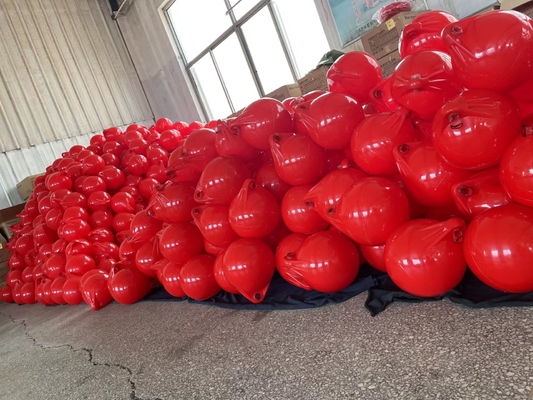 یک نوع از بوئای پرتابی کشتی PVC از بومپرهای کشتی محافظت می کنند
